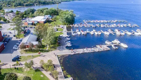 포트 페리 시내의 항공 보기