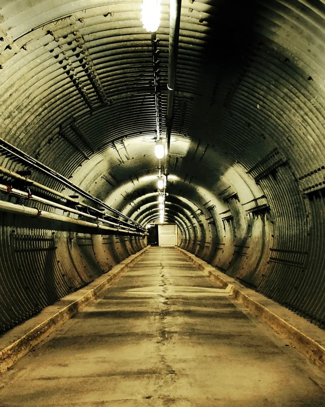 Ein langer Tunnel im Diefenbunker: Kanadas Kalter-Krieg-Museum in Ottawa.